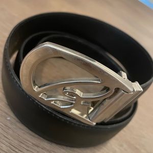 Brioni Mens belt black leather silver buckle
